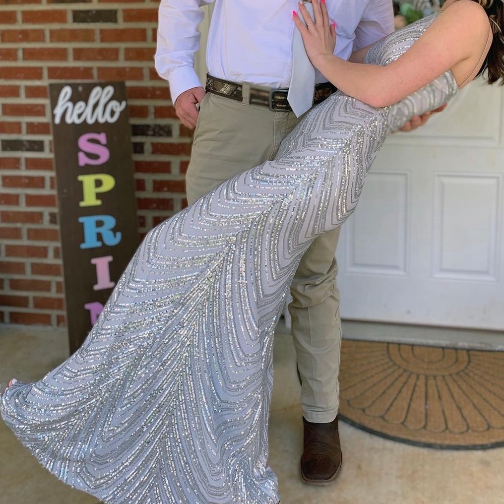 Prom dress - Picture 6 of 7